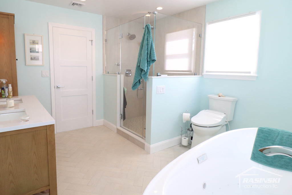 Home Renovation in Matawan NJ including a 600 square foot master ensuite addition | RasinskiConstructionNJ.com
